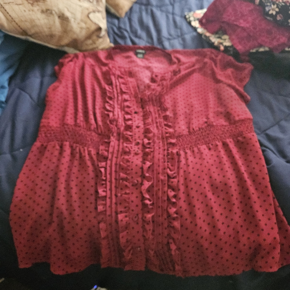 Torrid size 3 red blouse